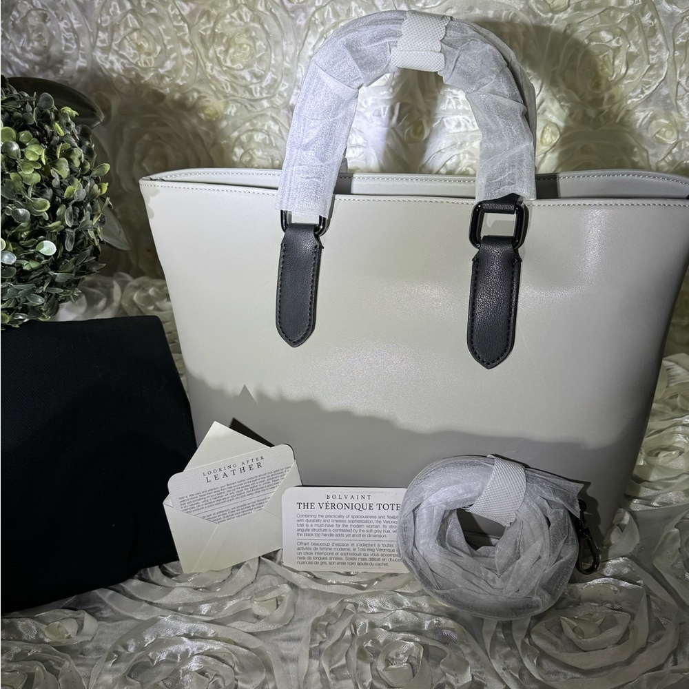 The Veronique Tote